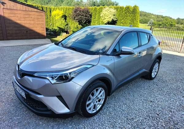 Toyota C-HR cena 83900 przebieg: 88000, rok produkcji 2019 z Kielce małe 529